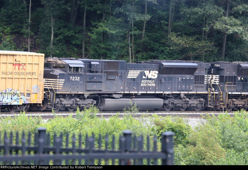 NS 7232